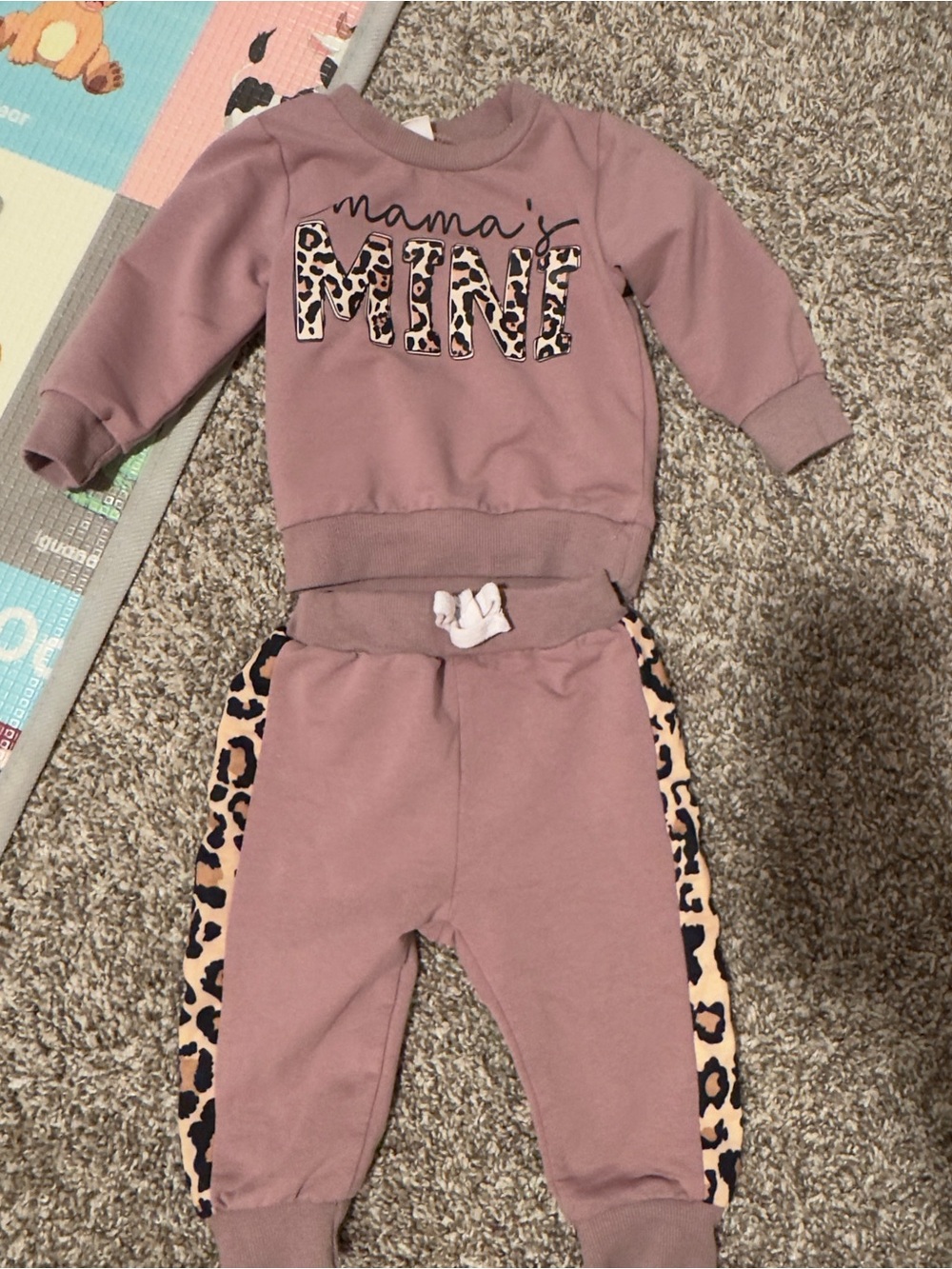 Mama's Mini Mauve Sweatpants Set